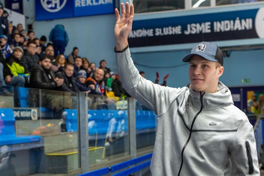 Zámoří mi pomohlo, ale teď je návrat nejlepší variantou, míní hokejista Jakub Pour