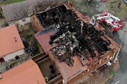 VIDEO: Oblíbený podnik AngusFarm v Soběsukách lehl popelem