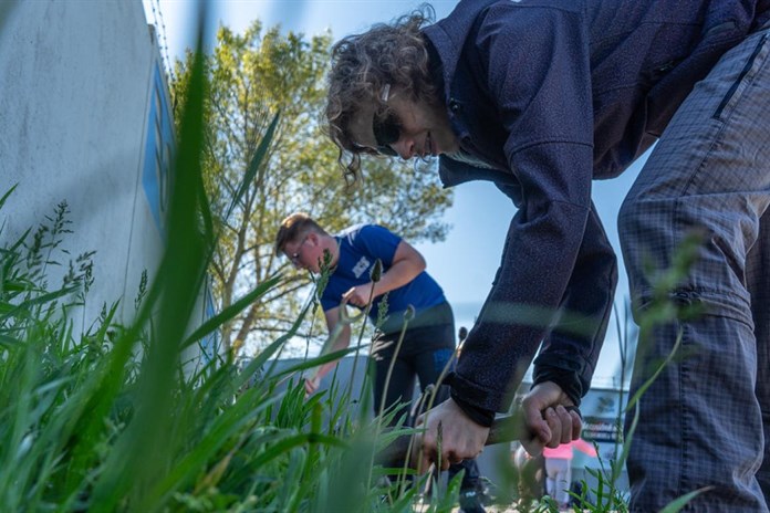 Brigád v Plzeňském kraji je méně než před covidem, zájem studentů zůstává stejný