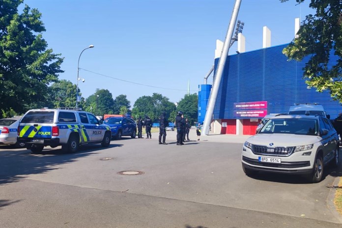 Policisté budou na nohou. Do Plzně dorazí fanoušci Baníku Ostrava