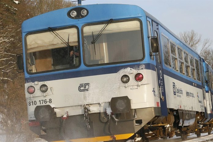 Legendární motoráček pojede v Plzeňském kraji naposledy, nahradí ho modernější vlaky