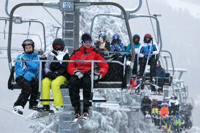 Počasí lyžování v Plzeňském kraji nepřeje, lyžuje se jen na Špičáku a Samotách