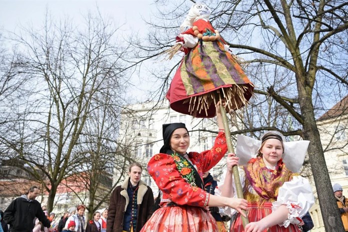 Tip na neděli: přivítejte jaro tradičním vynášením Morany!