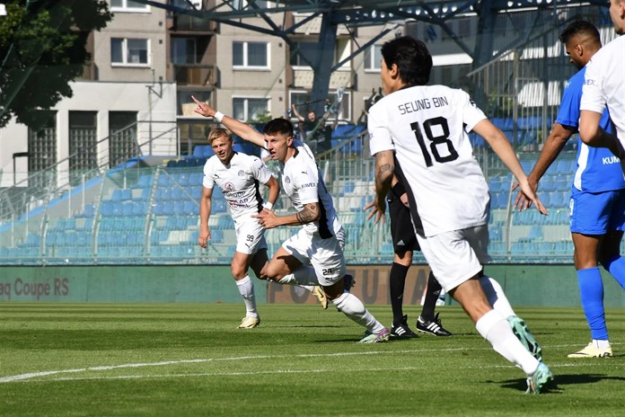 Slovácko oživilo šanci na poháry. Výhru v Mladé Boleslavi trefil Juroška