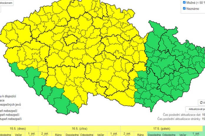 Meteorologové prodloužili výstrahu před nebezpečím požárů