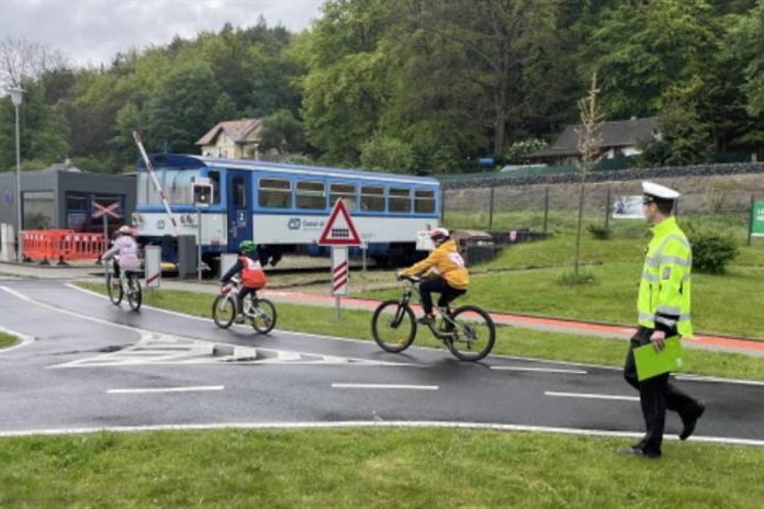 Dopravní soutěž mladých cyklistů z Karlovarského kraje zná své vítěze