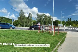 Přístavní ulice získala nové semafory