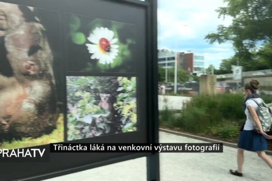 Třináctka láká na venkovní výstavu fotografií