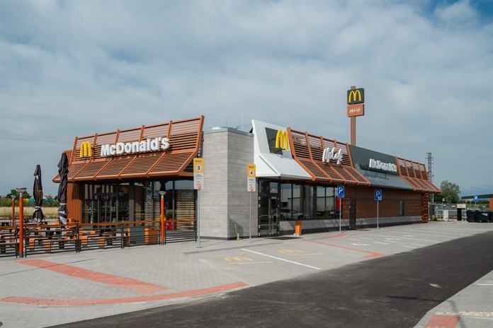 V Kunovicích se otevřel historicky první McDonald´s na Slovácku. Nabízí také rozvoz