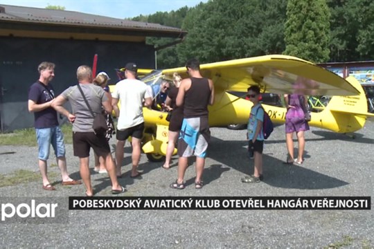Pobeskydský aviatický klub otevřel hangár veřejnosti, představili se i modeláři