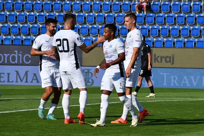 Slovácko zvládlo generálku na ligu, Viktorii Žižkov doma přehrálo 4:1