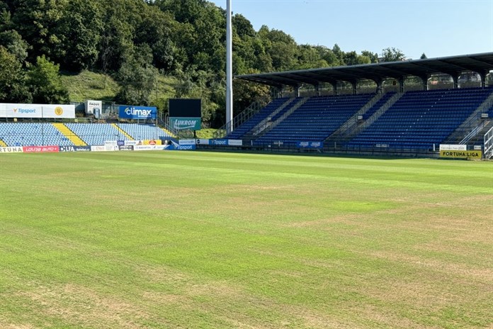 Komplikace! Ševcům shnil nový trávník, odklad duelu s Táborskem ale ve hře není 