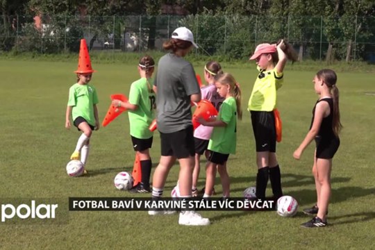 Fotbal baví stále víc děvčat, v MFK Karviná o ně není nouze, trénují dvě skupiny