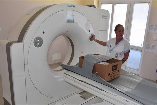 Nemocnice v Přerově odhalila pomocí CT staré keramické nádoby