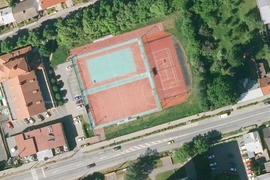 U Sokolovny vzniká nový sportovní areál. Veřejnosti se otevře na podzim