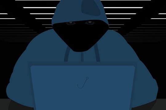 Policie znovu bojuje s internetovými podvodníky. I přes četná varování se lidé stále stávají jejich oběťmi