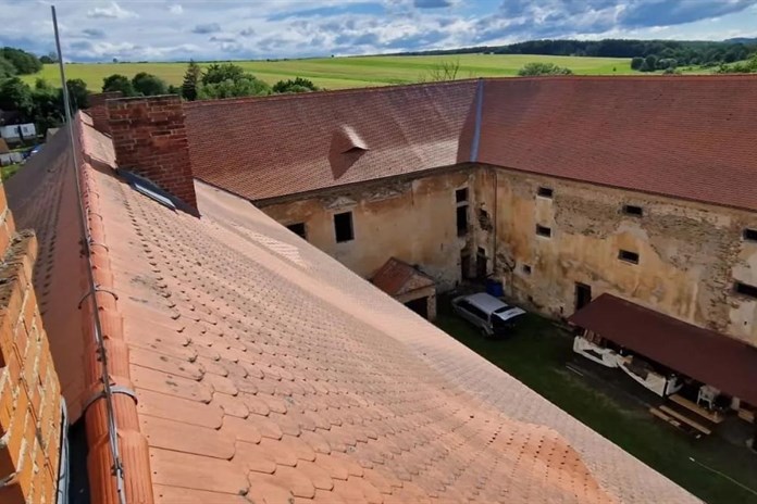 Festival na zámku Čečovice je vrcholem sezóny, výtěžek půjde na jeho opravu