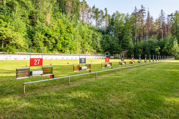 Biatlonový areál, který nemá na Moravě obdoby! V Bystřici pod Hostýnem vznikají speciální tratě pro jízdu na kolečkových lyžích