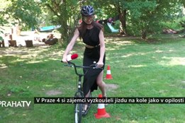 V Praze 4 proběhla osvěta pro cyklisty a řidiče koloběžek