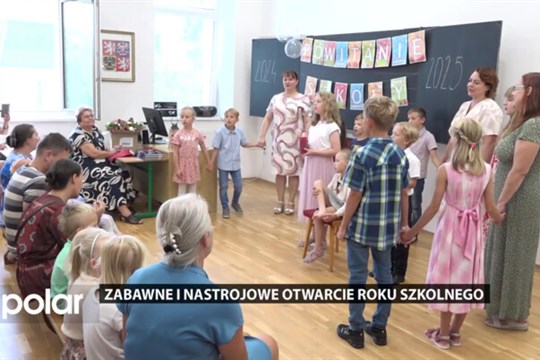 Zabawne i nastrojowe otwarcie roku szkolnego