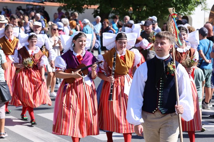 Dýšina ožila oslavou Dožínek Plzeňského kraje