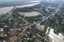 V Olomouci se Morava vylila v části Chomoutova