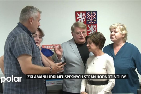 Zklamaní lídři neúspěšných stran hodnotí volby