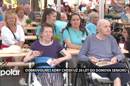 Dobrovolníci z Adry chodí už 20 let za klienty Domova pro seniory Frýdek-Místek