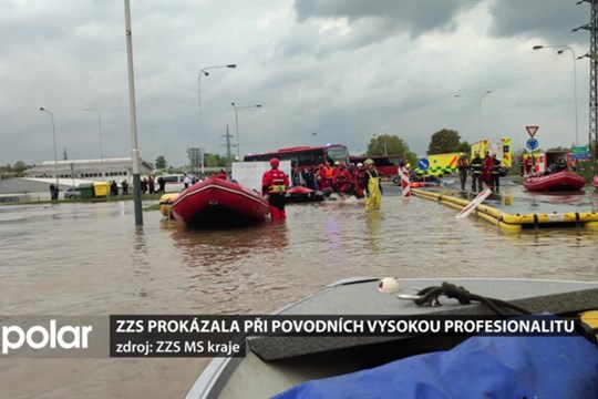 ZZS prokázala při povodních vysokou profesionalitu. Pacienty zachraňovali i z vrtulníku