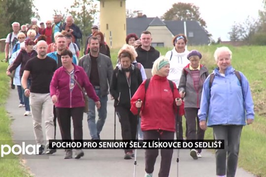 Frýdek-Místek obnovil Pochod pro seniory. Šlo se z Lískovce do Sedlišť