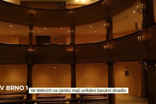 Ve Valticích na zámku mají unikátní barokní divadlo