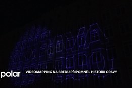 Videomapping na novou fasádu Bredy připomněl historii Opavy, která letos slaví 800 let