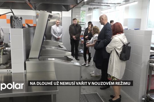 Ve školní kuchyni na Dlouhé už nemusí vařit v nouzovém režimu