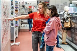 Olomoucké informační centrum zve na radniční věž i do sálu Komenium