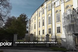 Den archeologie na bruntálském zámku bavil a poučil