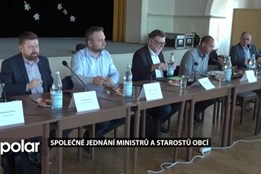 V krnovském Střeleckém domě proběhlo setkání starostů povodní postižených obcí a měst s ministry vlády