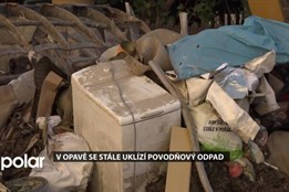 V Opavě stále uklízí povodňový odpad. Do konce listopadu jeho odvoz z domácností hradí město