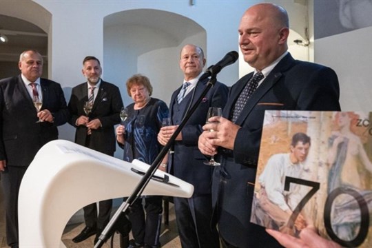 Západočeská galerie si k 70. narozeninám nadělila knihu