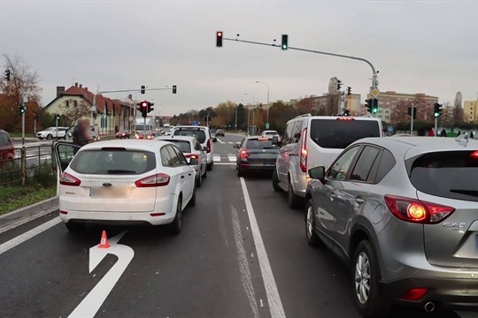 Oslavy Dne boje za svobodu a demokracii v Opavě ukončil lampionový průvod s pohádkovými postavami