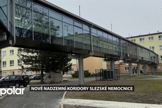 Slezská nemocnice slavnostně otevřela nové nadzemní koridory. Zvýšily komfort pacientům i zaměstnancům