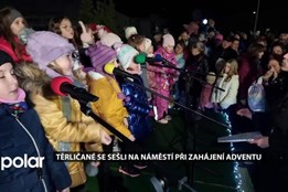 Těrličané se sešli na náměstí při zahájení adventu