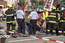 Majitel zříceného kolotoče u soudu uznal vinu, zraněným zaplatí bolestné a škody