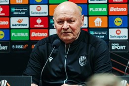 Koubek: Porážka s United nám neublíží, ale posílí. Na tým je pyšný