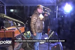 BEZ KOMENTÁŘE: Rozsvícení stromku a dronová show ve Studénce