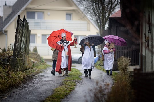 Tříkrálová sbírka se blíží. Nejvíce koledníků očekávejte ve Zlíně v pátek a sobotu