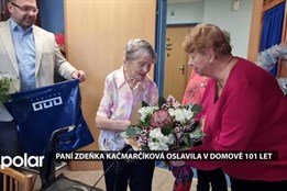 Paní Zdeňka Kačmarčíková oslavila v havířovském domově seniorů 101 let