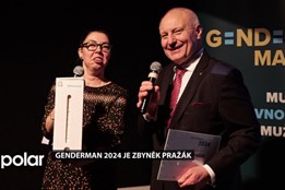 Genderman 2024 je Zbyněk Pražák za projekt vložky do škol. V Ostravě funguje ve všech ZŠ