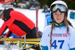 Talent z Karlovarska zazářil na zimní Olympiádě dětí a mládeže, aktivně ale sportuje po celý rok