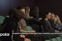 Žáci a studenti z Vítkovic navštívili jednání zastupitelstva i regionální rádio