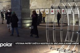 Dům umění a kostel svatého Václava v Opavě patří výstavě Patřit světu